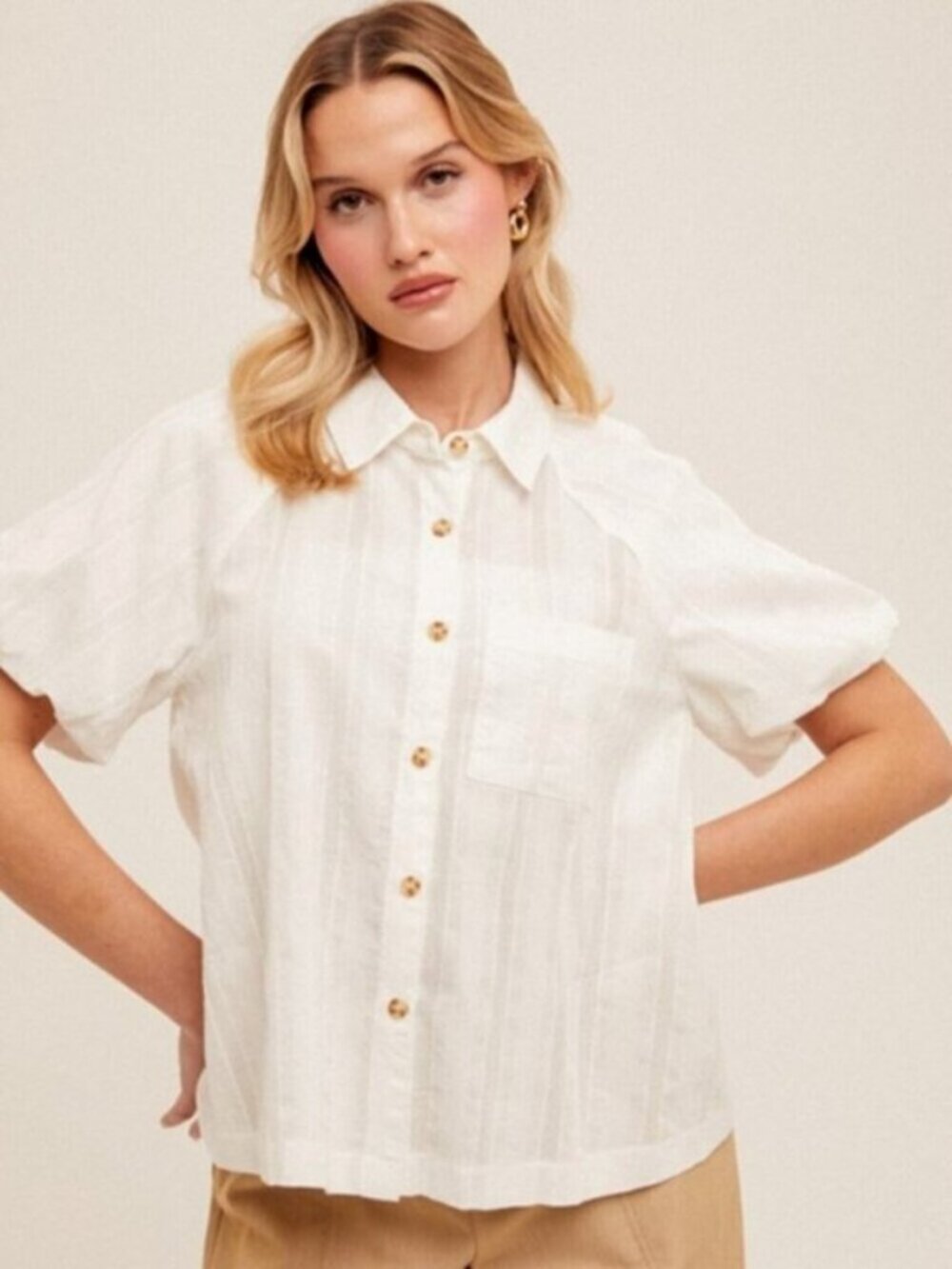 HEM & THREAD Bubble Short Sleeve Button Down Shirt White NWT - Picture 2 of 5